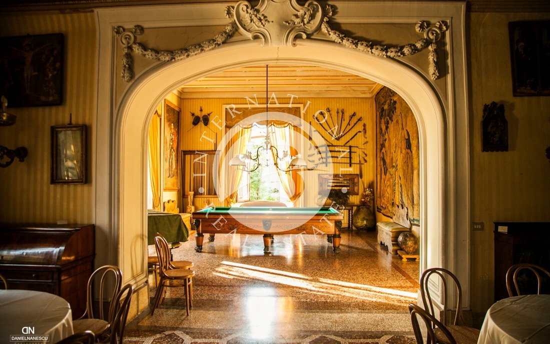 A Crown of Stone & Light: Piedmont’s 17th-Century Castle of Whispering Gardens - 5