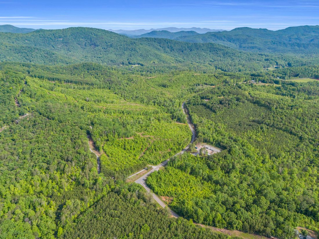 Land in Lake Lure, North Carolina, United States 2 - 14255309