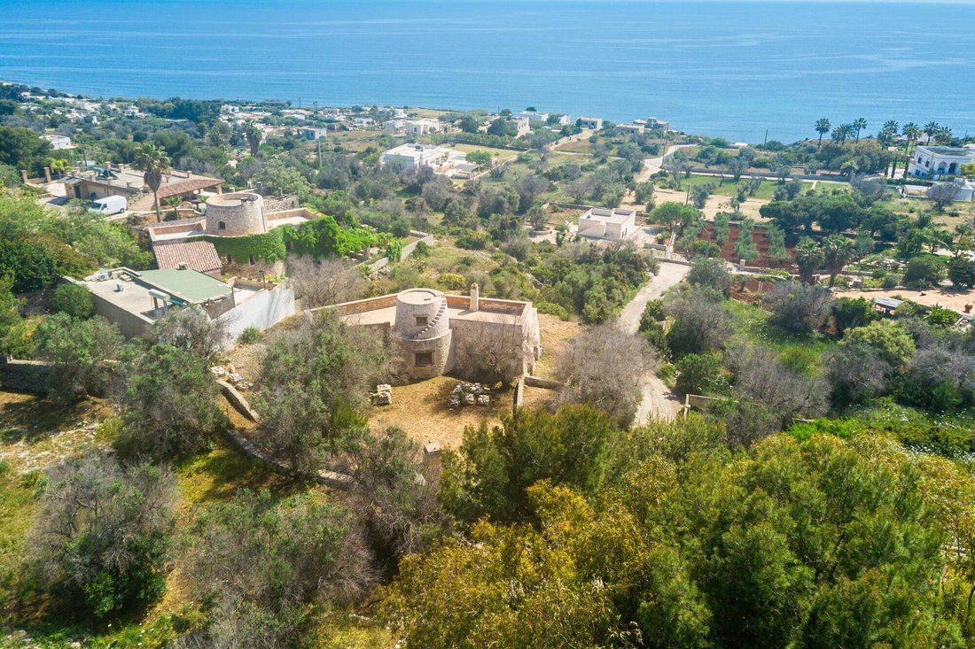 Villa en Morciano di Leuca, Apulia, Italia 3 - 14260170