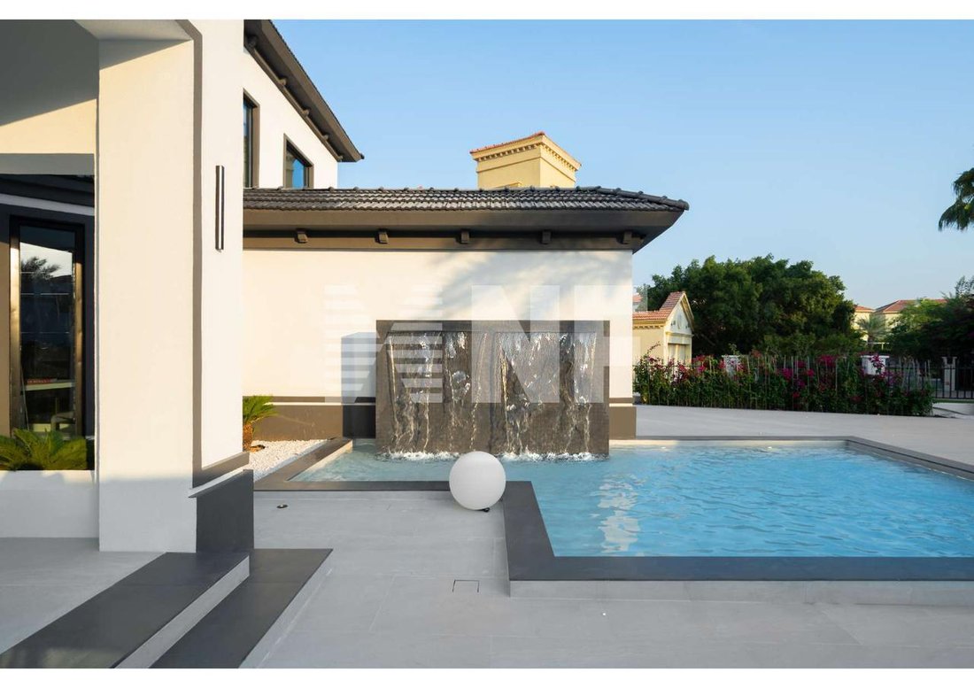 Villa in Jumeirah Islands / Juzur Jumeirah, Dubai, United Arab Emirates 2 - 14258825