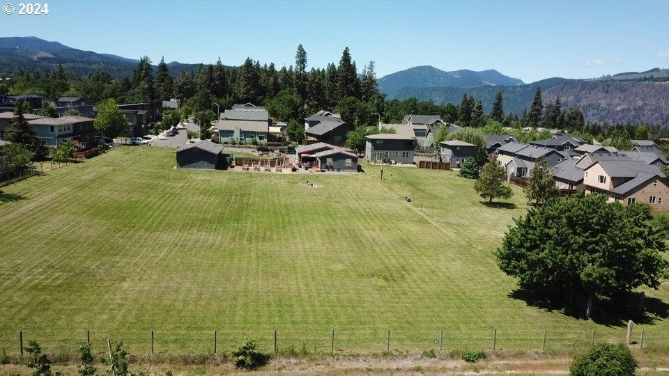 Lots And Land Hood River In Hood River, Oregon, United States For Sale