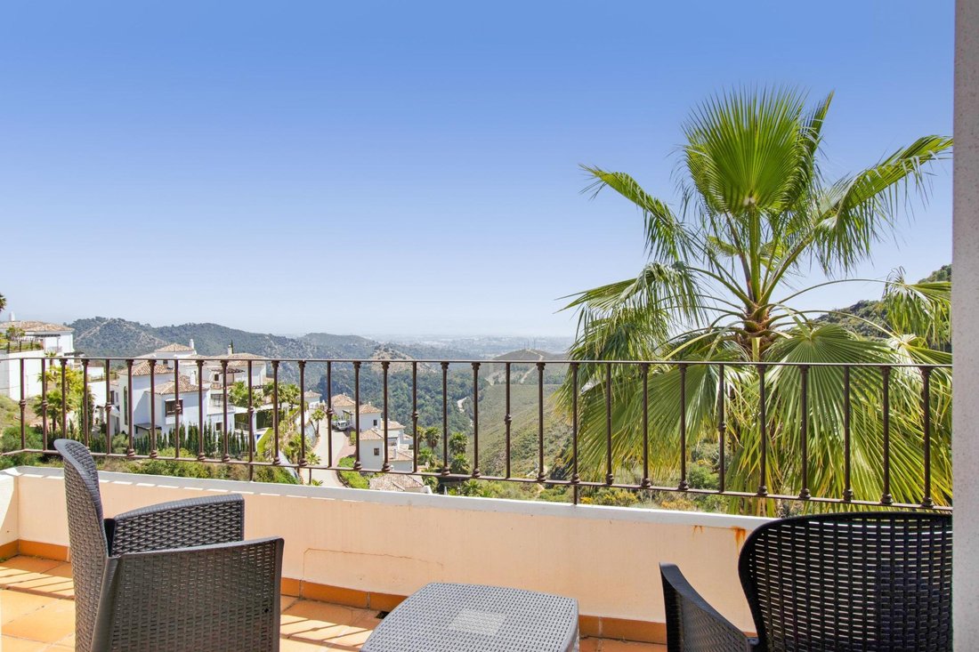 Villa in Benahavis, Andalusia, Spain 3 - 14259161