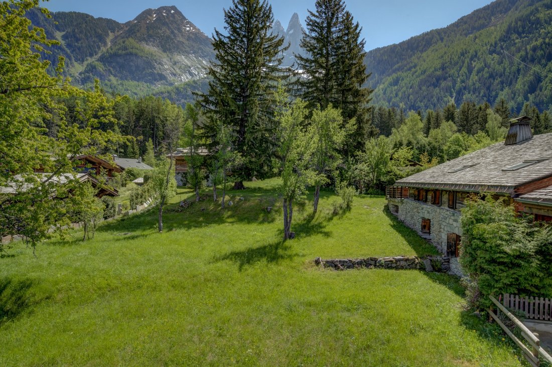 House in Chamonix-Mont-Blanc, Auvergne-Rhône-Alpes, France 4 - 14261453