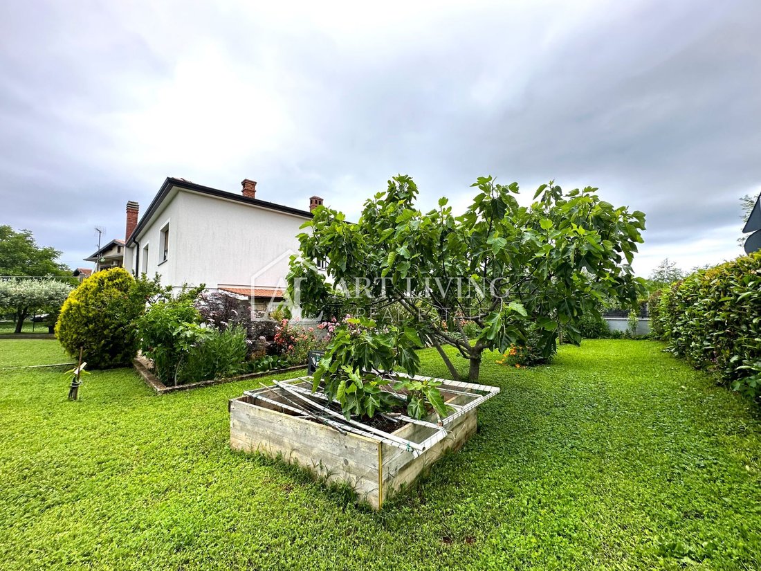 House in Umag, Istria County, Croatia 2 - 14256934