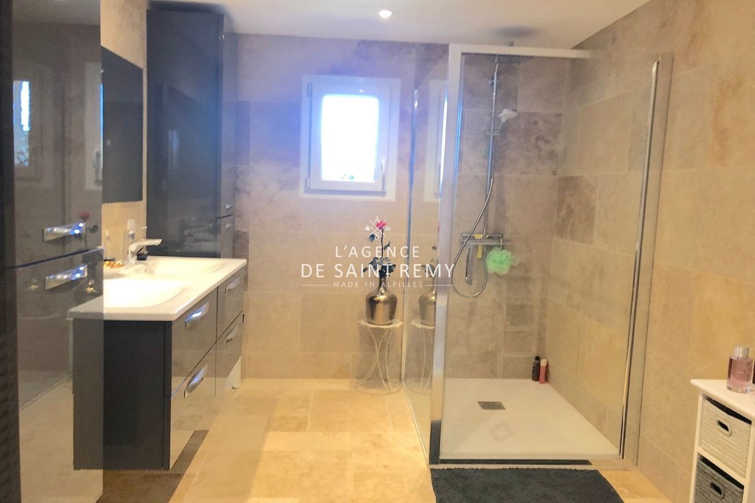 Villa in Saint-Rémy-de-Provence, Provence-Alpes-Côte d'Azur, France 4 - 14256588