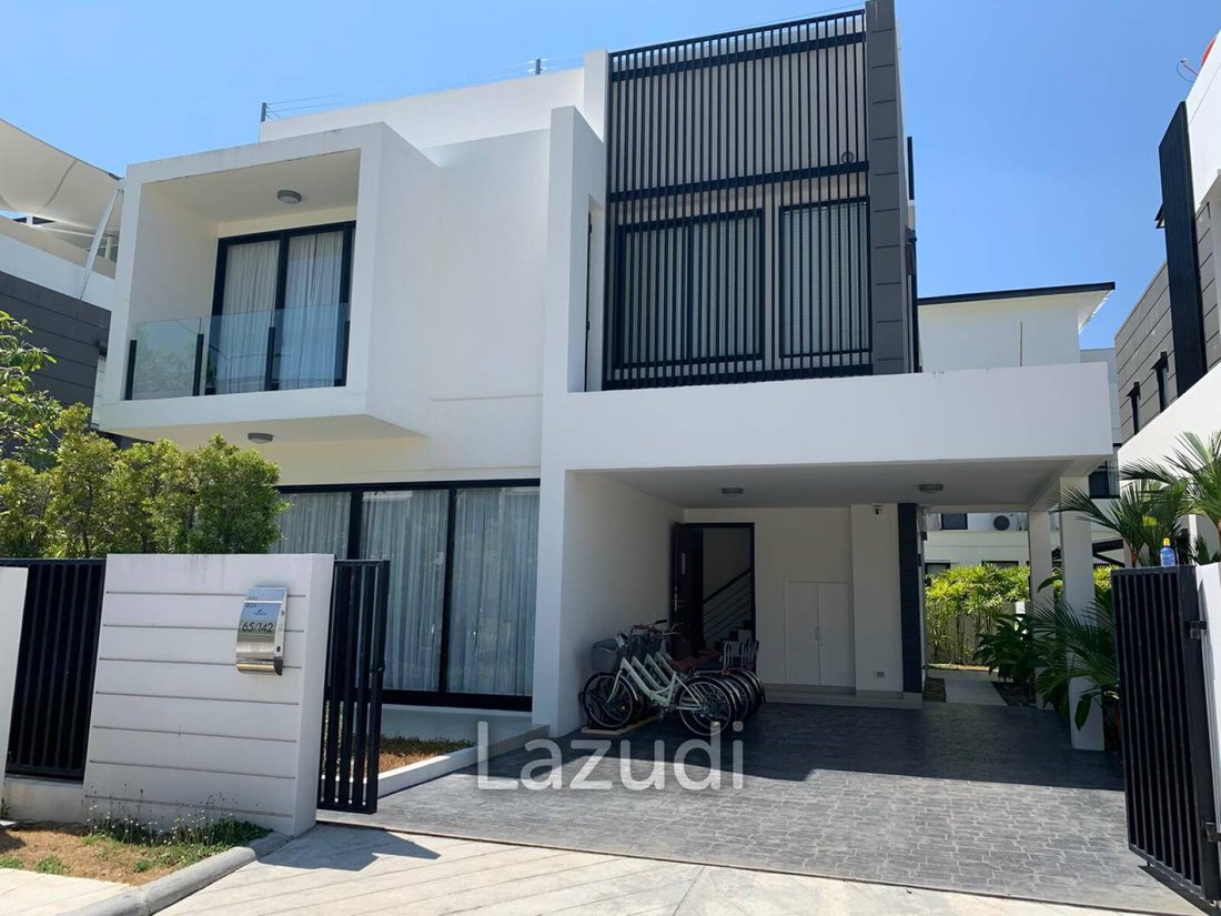 Villa in Choeng Thale, Phuket, Thailand 1 - 14259145