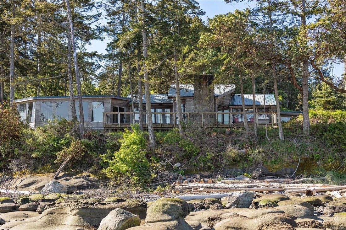 Enjoy The Best Of Coastal Island In Hornby Island, British Columbia ...