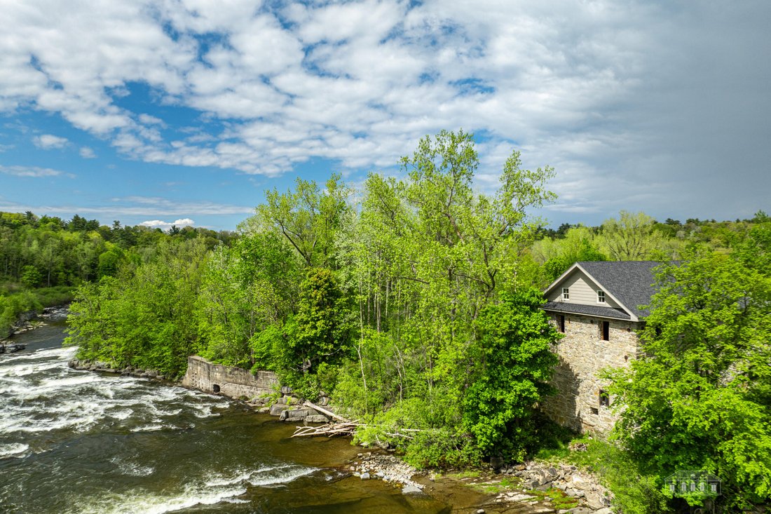 Historic Ross Mill On The Boquet River In Willsboro, New York, United ...