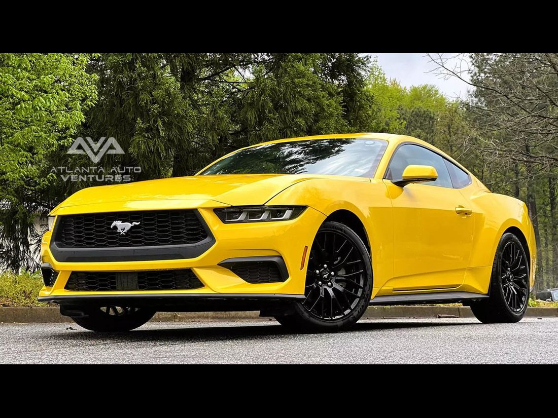 Coupe in Roswell, GA, United States 3 - 14083596