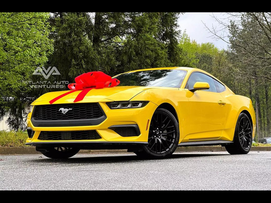 Coupe in Roswell, GA, United States 2 - 14083596