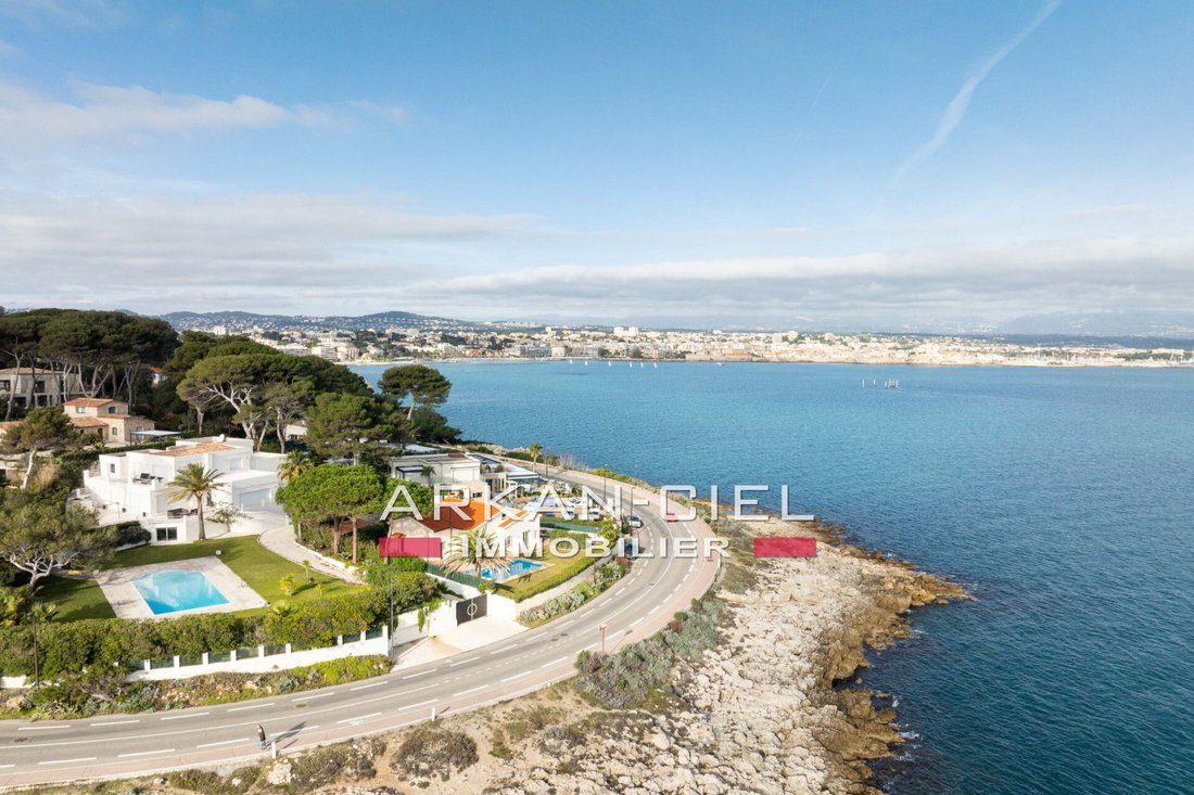 Villa in Juan les Pins-Gallice, Antibes, France 2 - 14256333