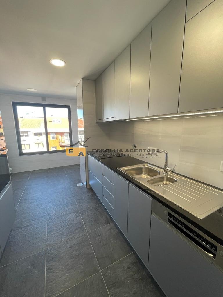 Apartment in Cedofeita, Santo Ildefonso, Se, Miragaia, Sao Nicolau e Vitoria, Porto District, Portugal 1 - 14257983