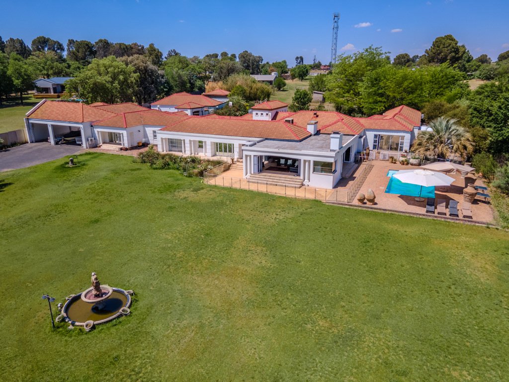 House in Vanderbijlpark, Gauteng, South Africa 2 - 14256764