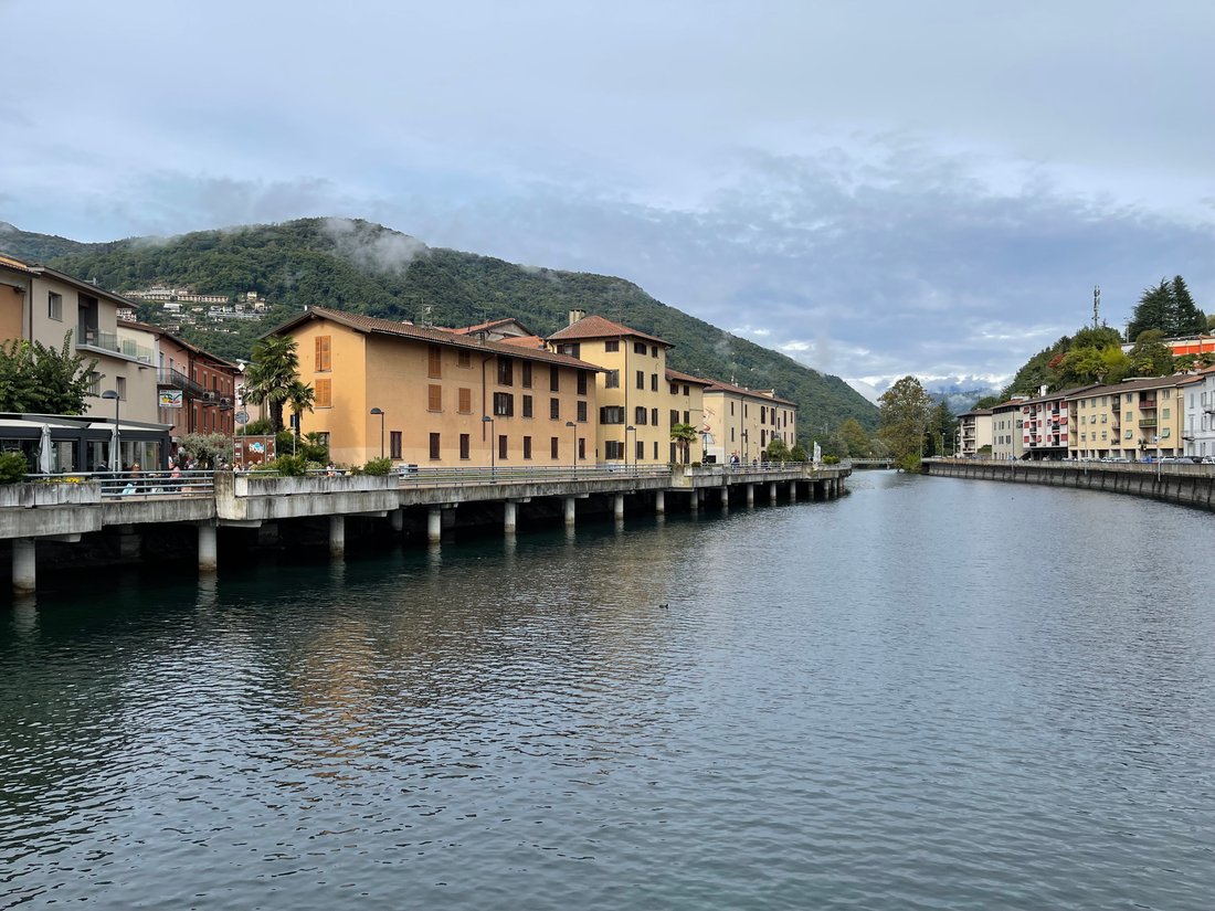 Condo in Lavena Ponte Tresa, Lombardy, Italy 1 - 14264518