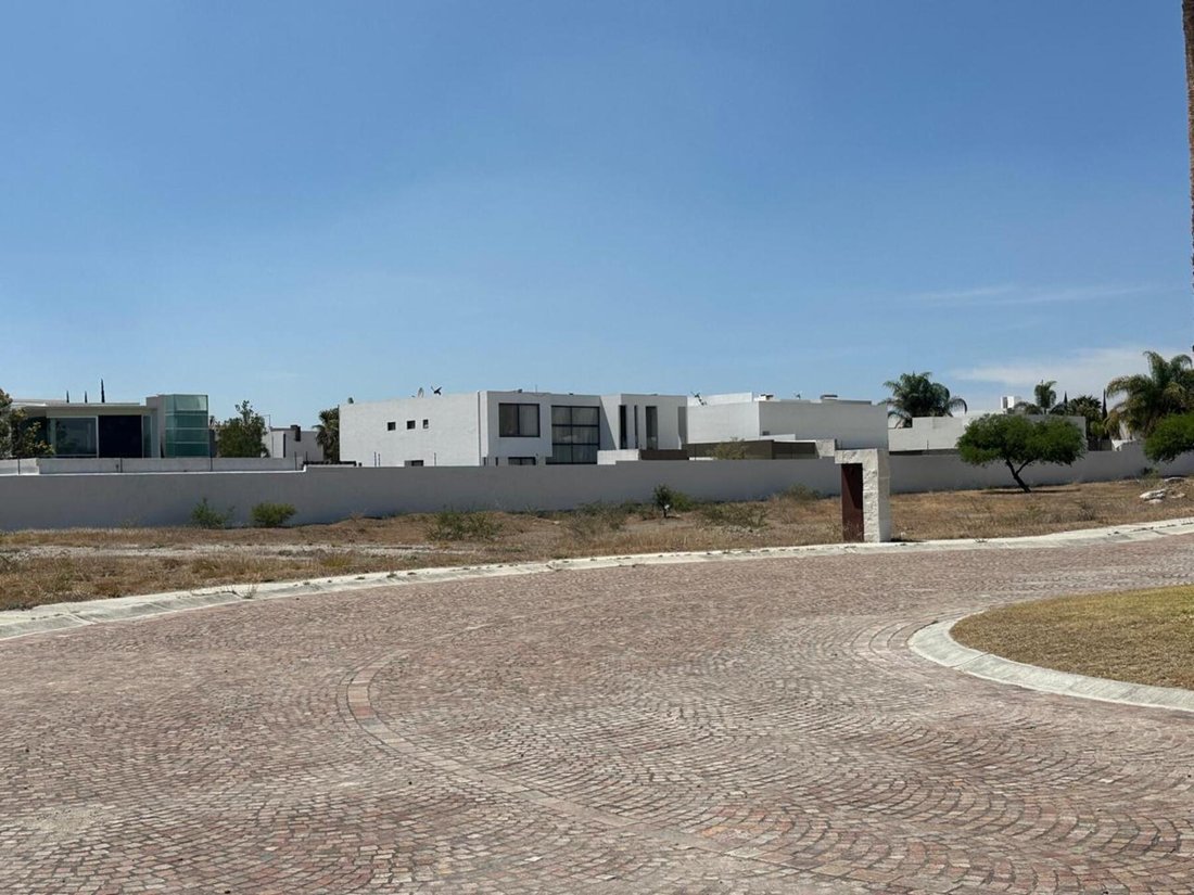 Terreno La Joya Lote 9 In Juriquilla, Querétaro, Mexico For Sale (14264512)