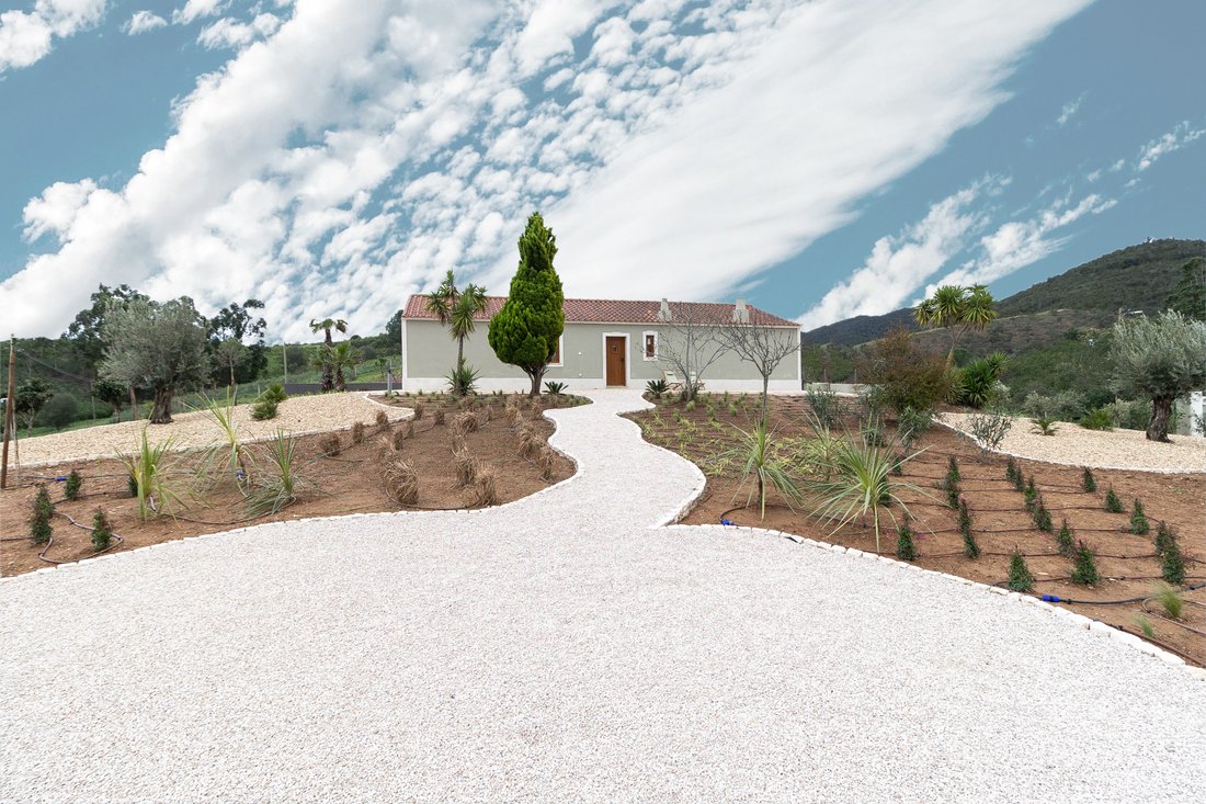 4-bedroom-house-for-sale-fully-renovated-in-sao-marcos-da-serra
