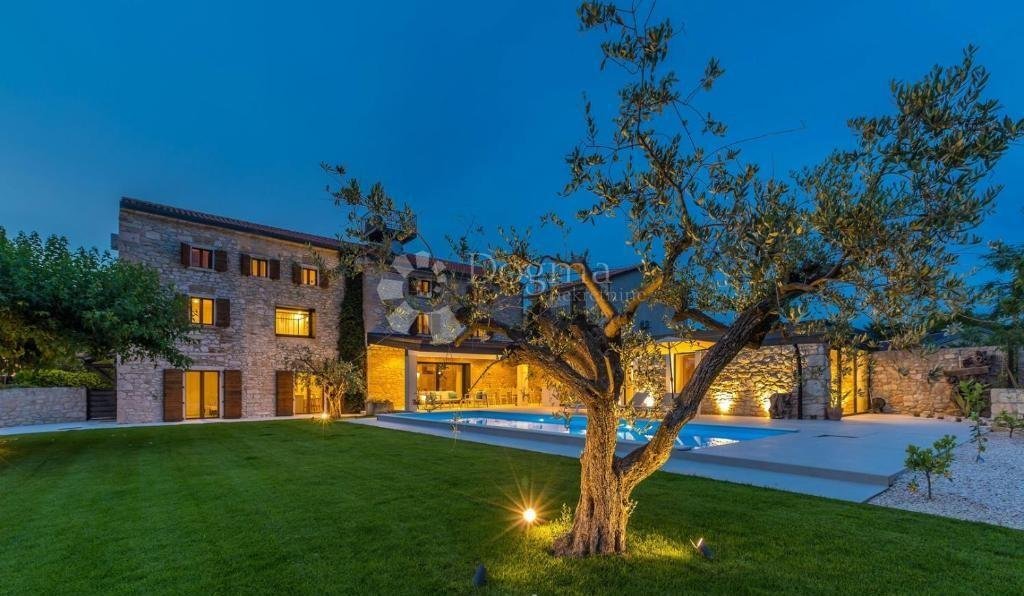 House in Novigrad, Istria County, Croatia 3 - 14266355