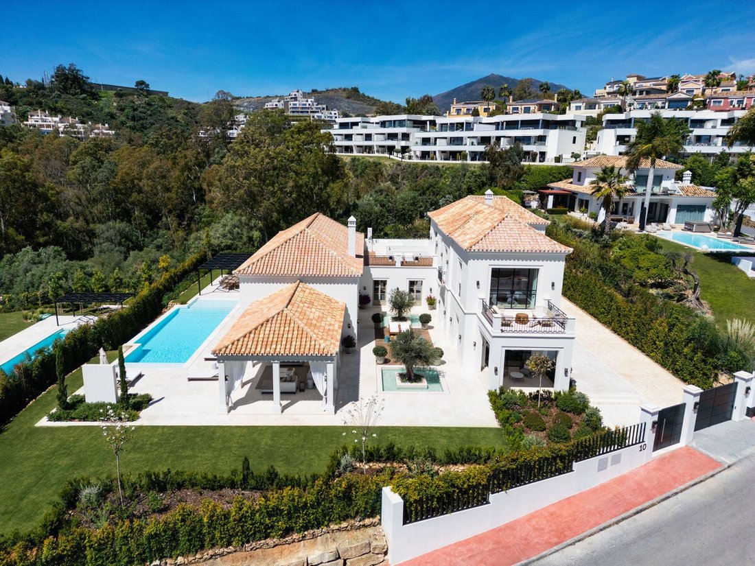 Villa in Puerto Banus, Marbella, Spain 1 - 14266633