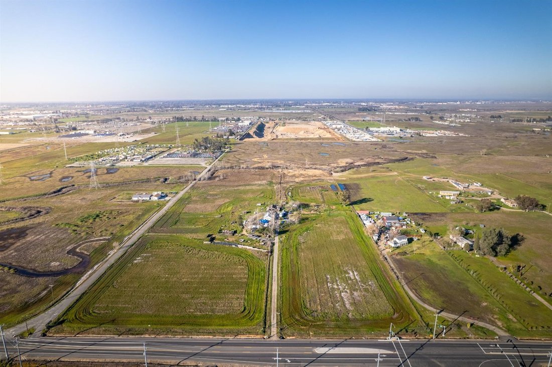 Land in Sacramento, California, United States 4 - 14264832