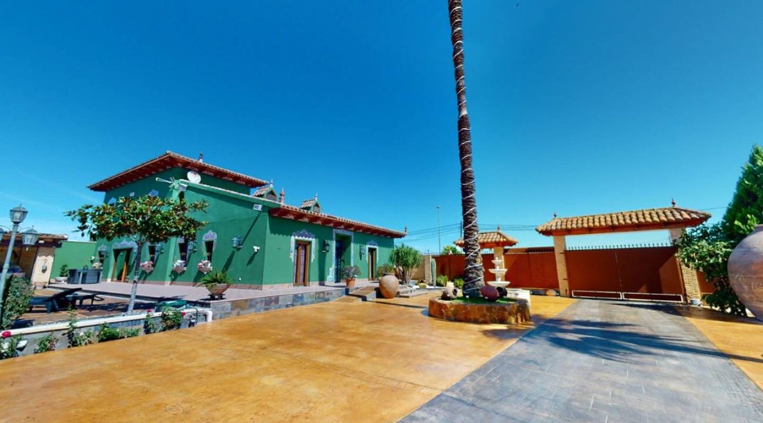 Villa in Almoradi, Valencian Community, Spain 1 - 14265223