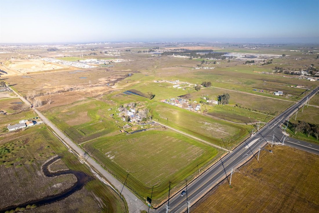 Land in Sacramento, California, United States 2 - 14264832
