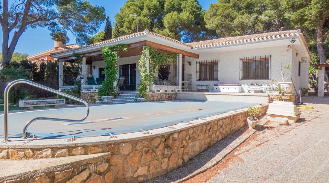 Villa in Orihuela, Valencian Community, Spain 1 - 14265233