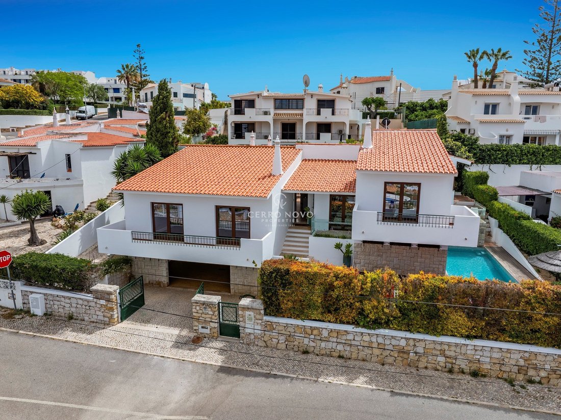 Villa in Paderne, Algarve, Portugal 1 - 13945514