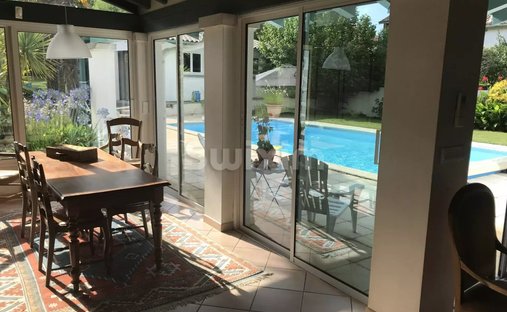 Castle for Sale in Pey, Nouvelle-Aquitaine, France