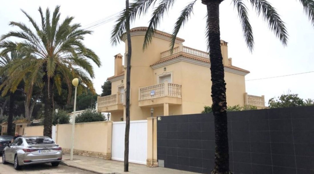 Villa in Cabo Roig, Orihuela, Valencian Community 1 - 14265232