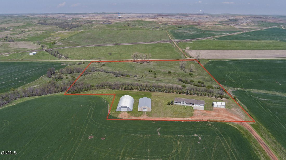5 Bedrooms Farm/Ranch In Beulah, North Dakota, United States For Sale