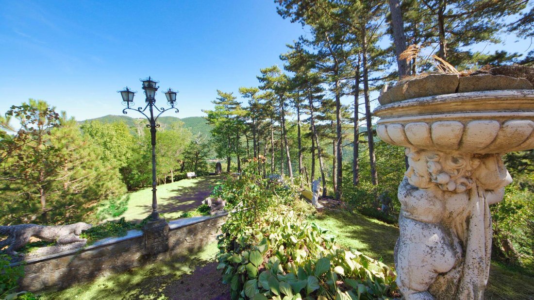 Whispers of Rome: A Timeless Castle Reborn in Emilia-Romagna’s Hills