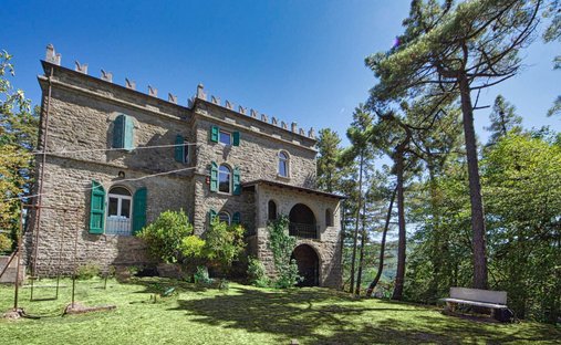 Castello a Alto Reno Terme, Emilia-Romagna, Italia 1