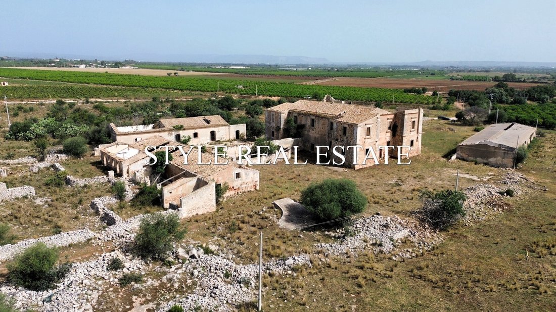 Farm Ranch in Neapolis, Fontane Bianche, Sicily 1 - 12046230