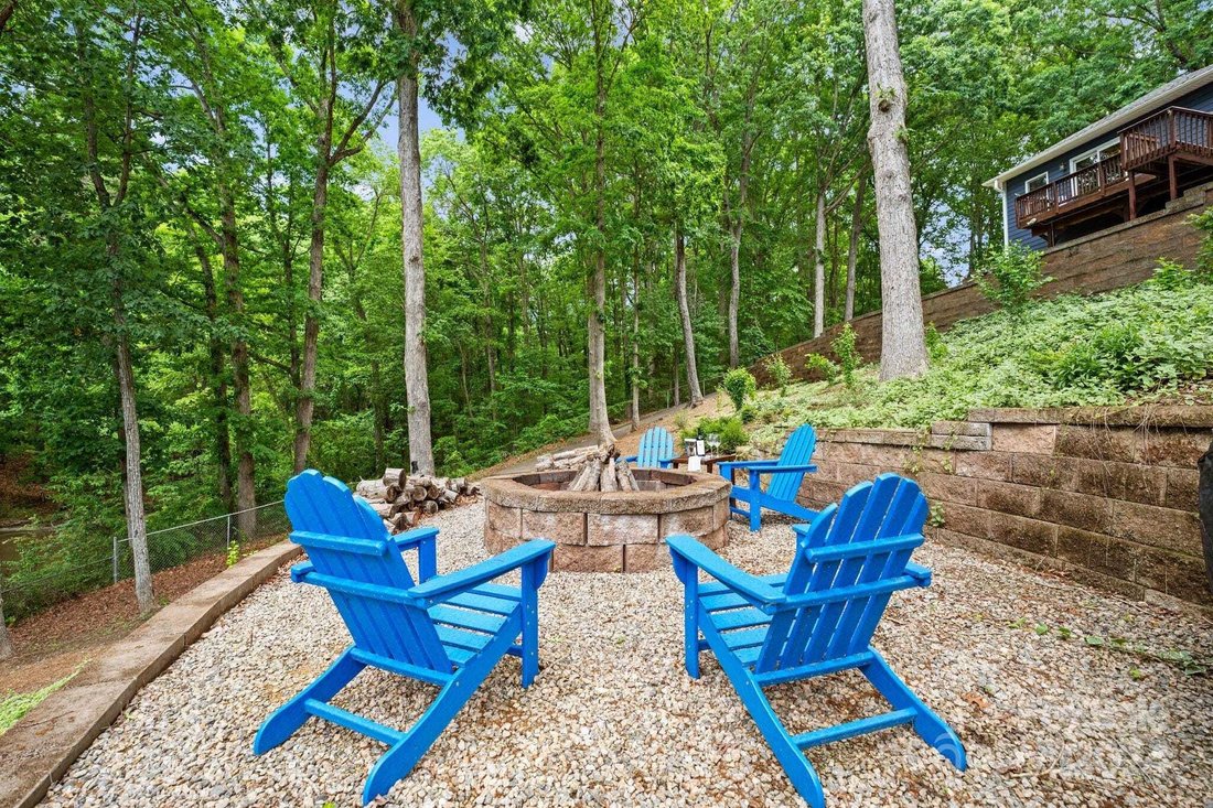 146 Paradise Peninsula Road En Mooresville, Carolina Del Norte, Estados