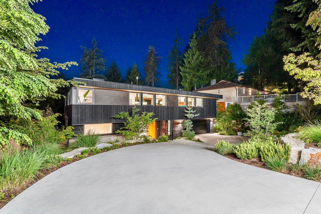 House in West Vancouver, British Columbia, Canada 3 - 14268651