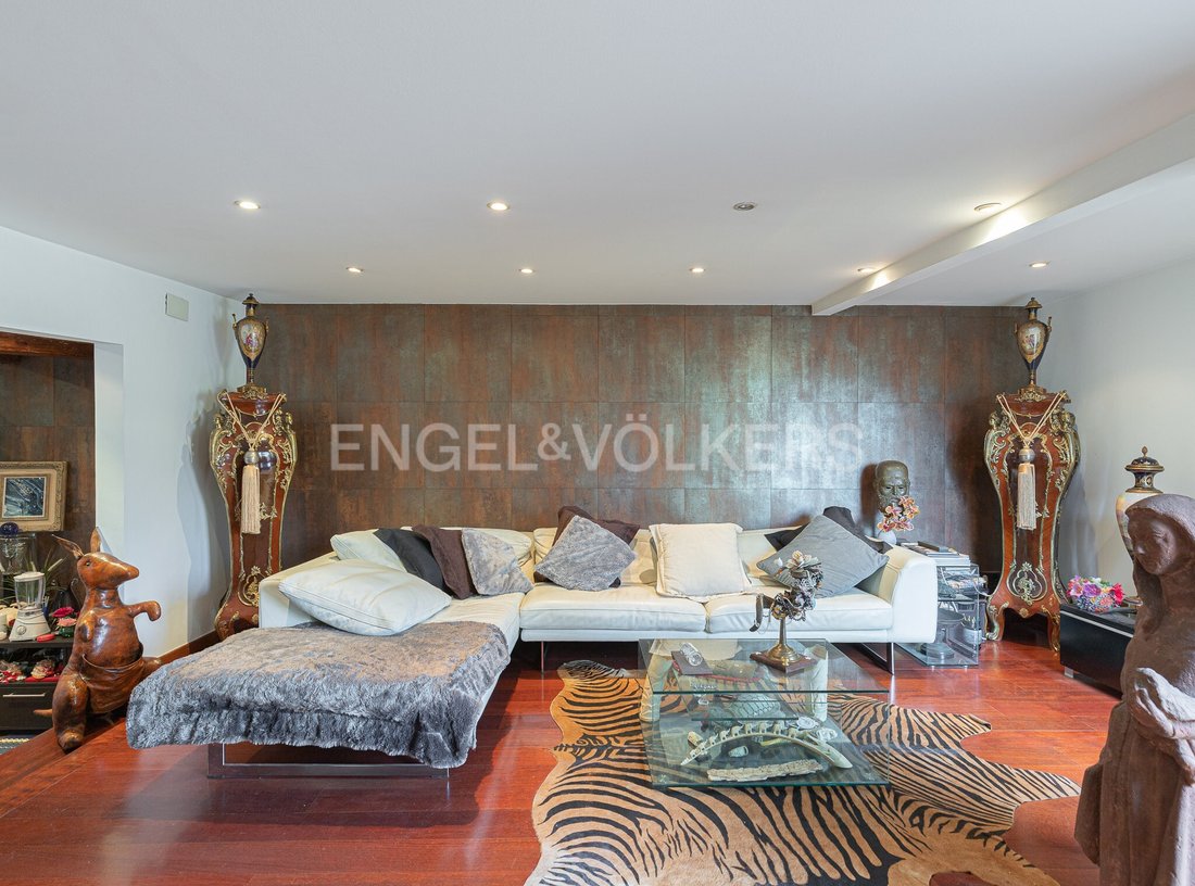 Picture of Amazing Penthouse In Eixample Esquerra In Barcelona, Catalonia, Spain ...