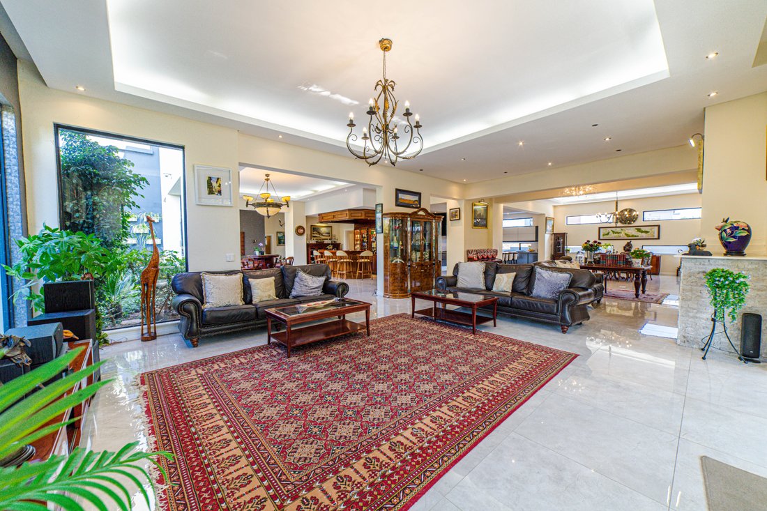 House in Riverglen, Gauteng, South Africa 3 - 14273962