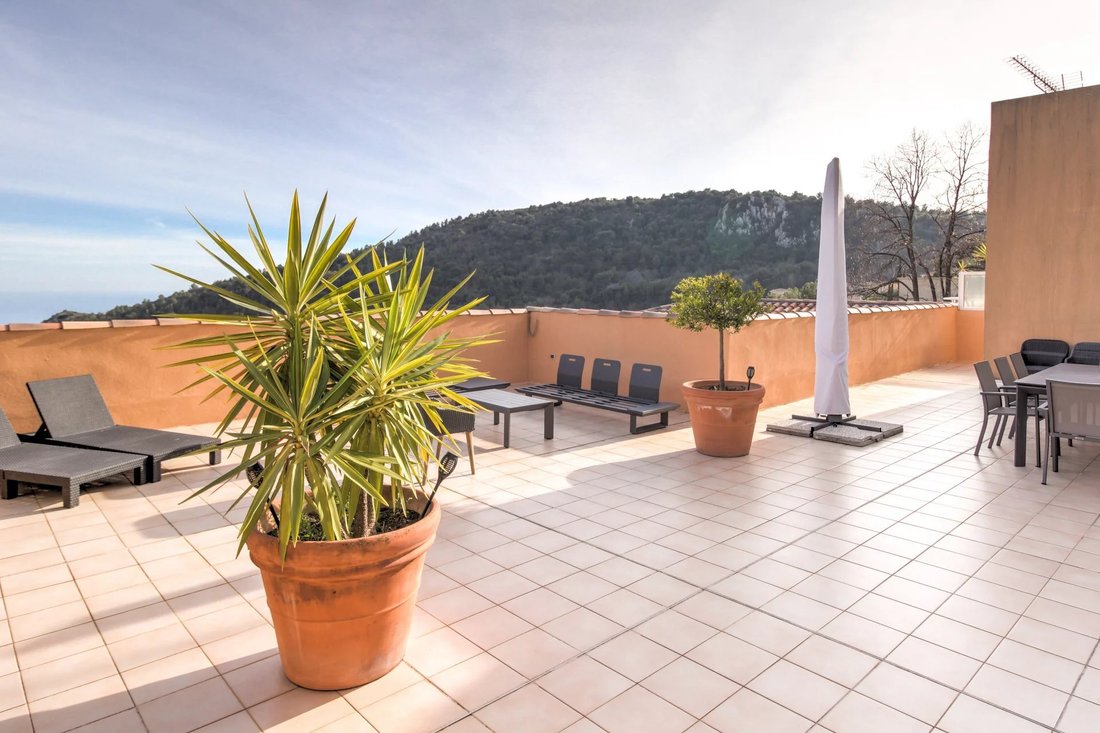 Eze: Apartment Villa F3/F4 (108 M2), In èze, Provence Alpes Côte D'azur ...