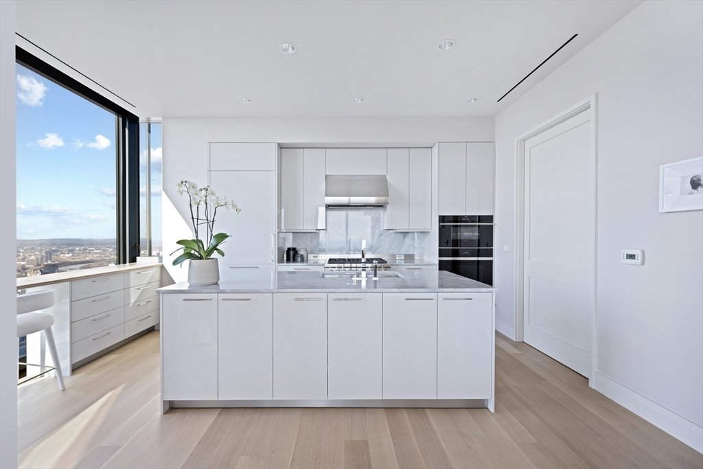 Condo in Boston, Massachusetts, United States 5 - 14268690