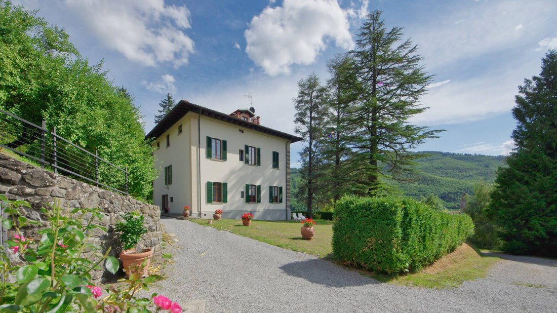 Villa in San Marcello Pistoiese, Tuscany, Italy 2 - 14274223