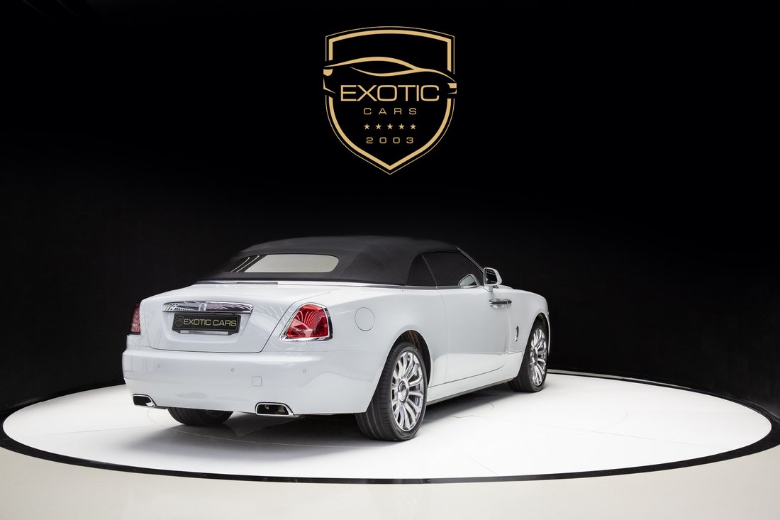 Cabriolet in Dubai, Dubai, United Arab Emirates 4 - 14274283