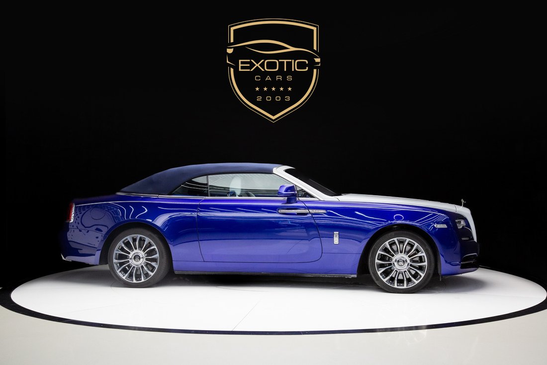 Cabriolet in Dubai, Dubai, United Arab Emirates 3 - 14274270