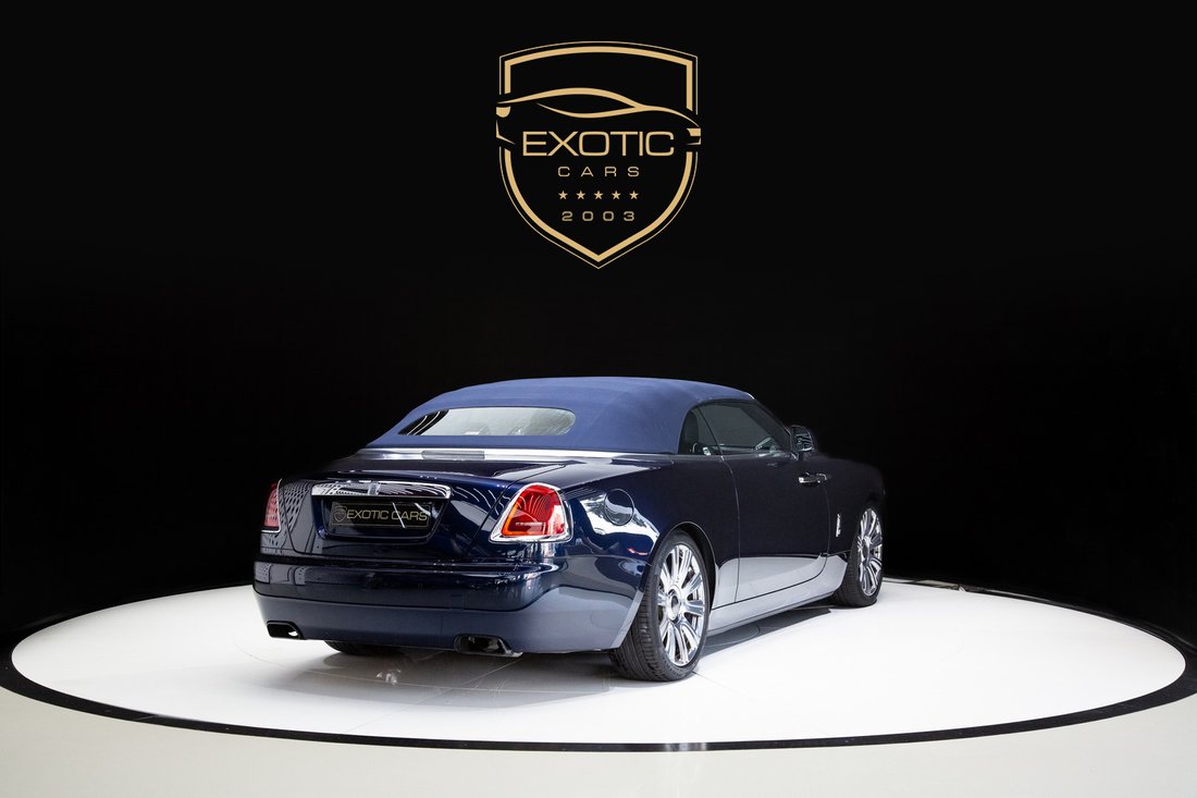 Cabriolet in Dubai, Dubai, United Arab Emirates 4 - 14274268