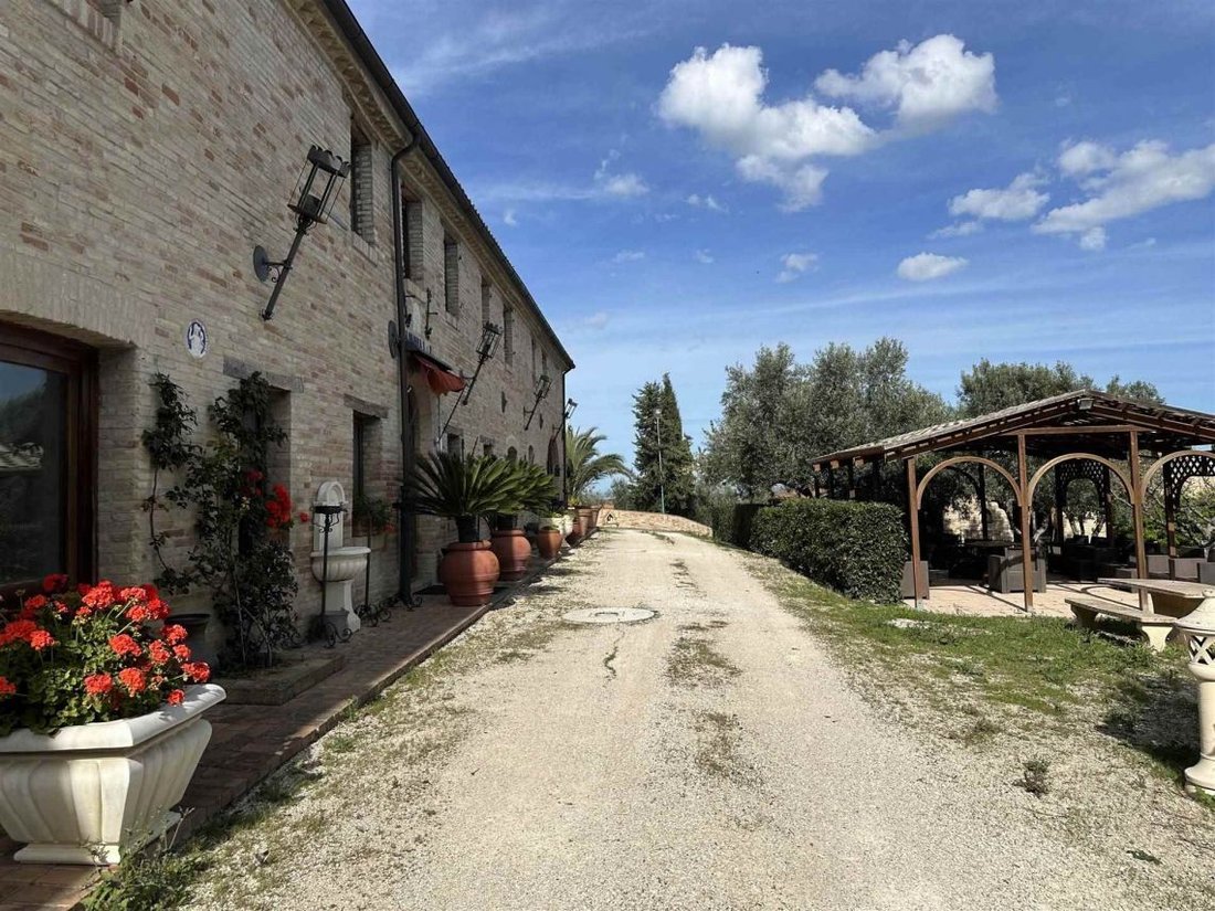 Villa in Cagli, Marche, Italy 5 - 14274271