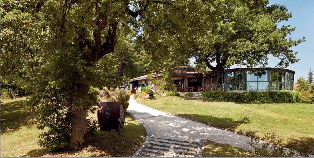Villa in Victory Avenue, Iesi, Marche 1 - 14278840