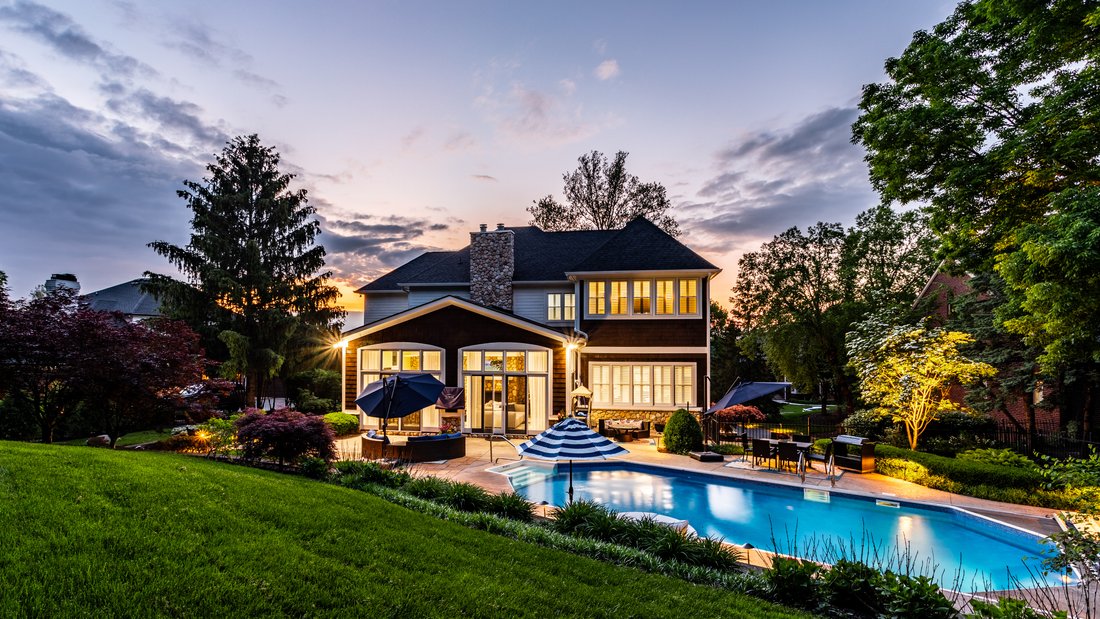 Luxury Living In Sycamore Springs In Indianapolis, Indiana, United