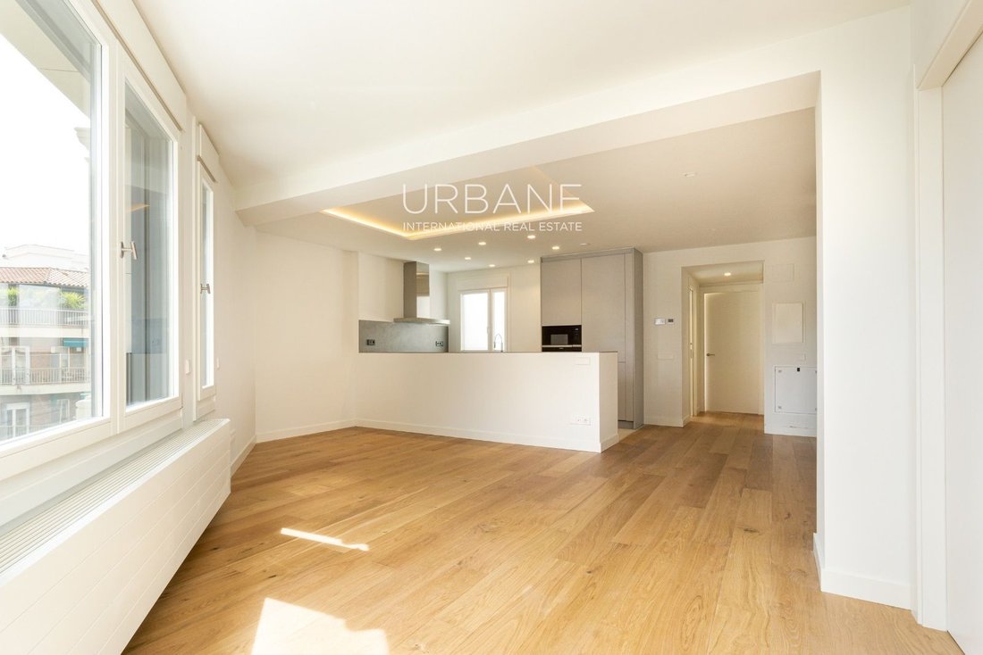 Apartment in Eixample, Barcelona, Spain 1 - 13843375