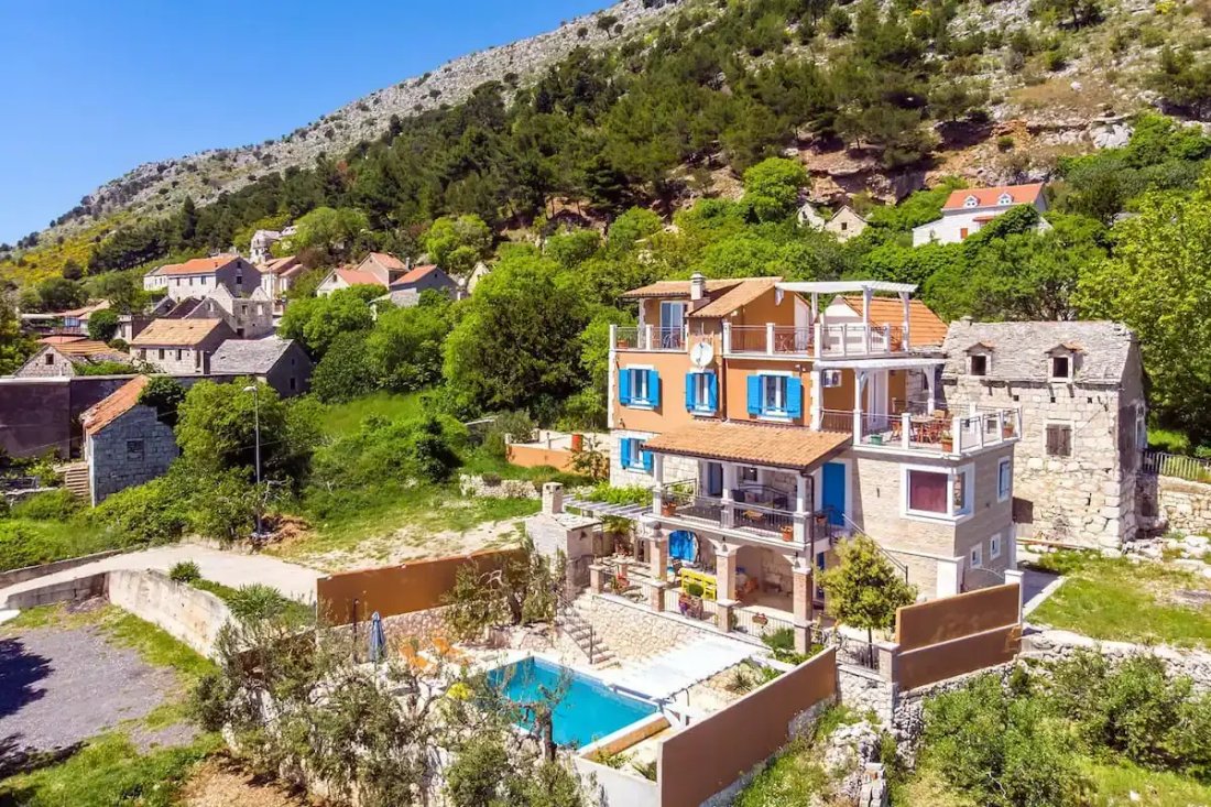 House in Jesenice, Split-Dalmatia County, Croatia 1 - 14275499