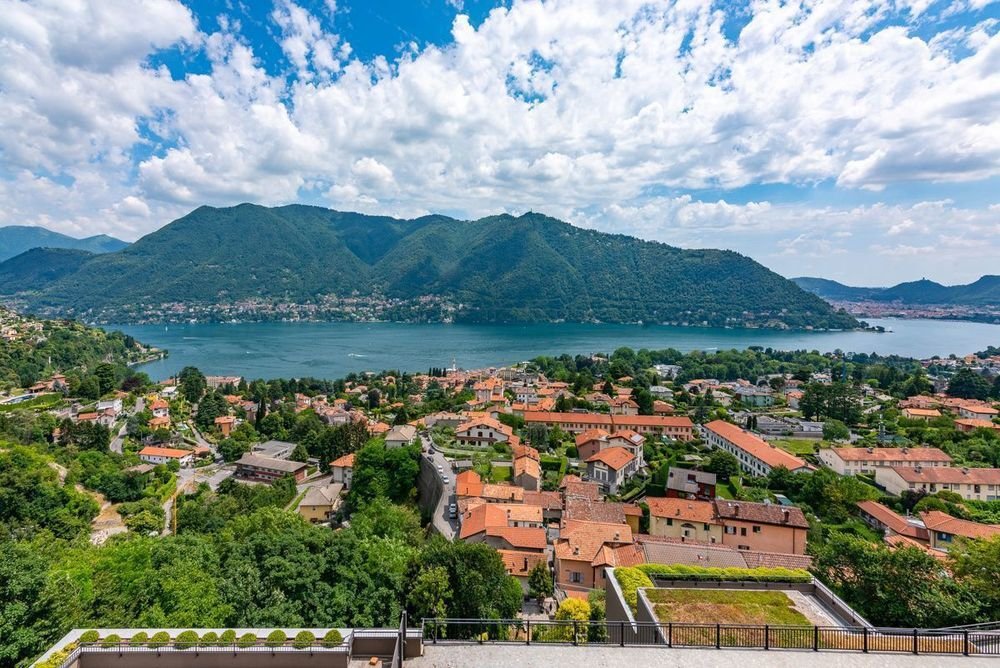 Villa à Moltrasio, Lombardie, Italie 1 - 14276645