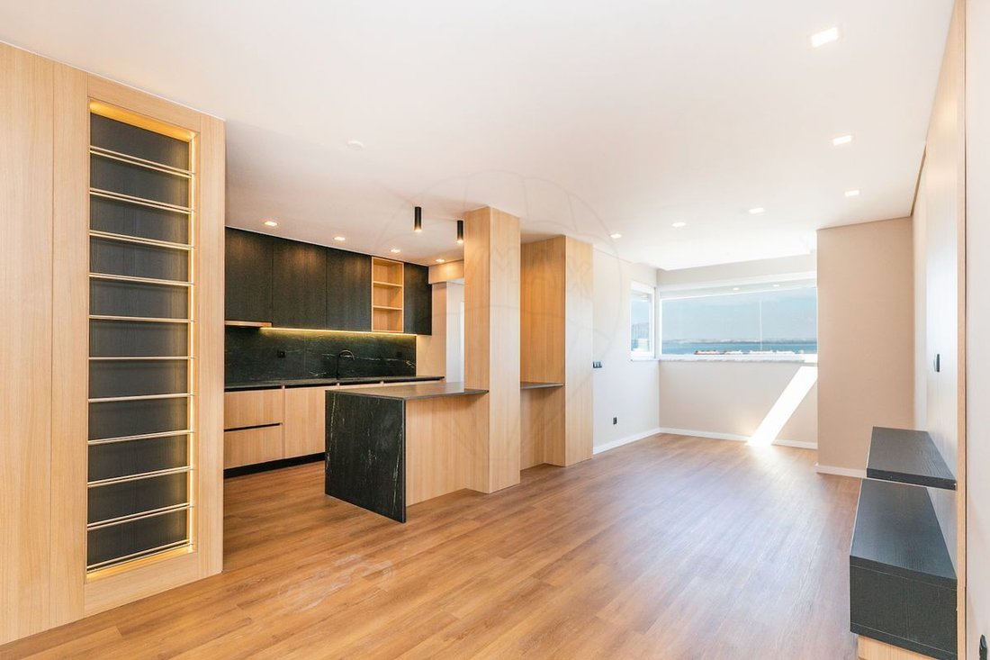 Apartment in Areeiro, Lisbon, Portugal 1 - 14276856